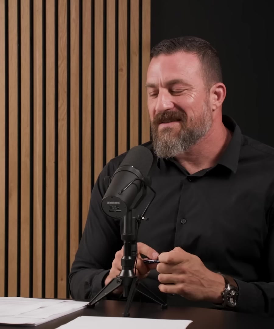 AI's Dual Potential thumbnail
