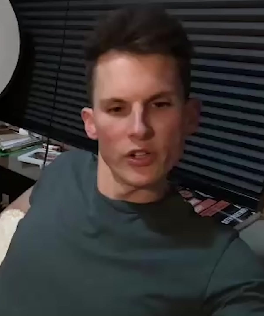 Bulk and Leaning Out thumbnail