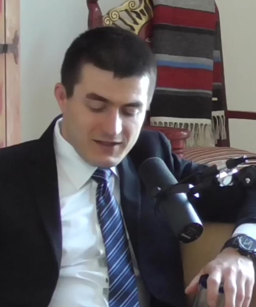 Evolution of AI thumbnail