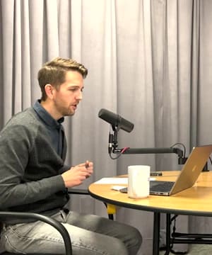 Authenticity in Interviews thumbnail