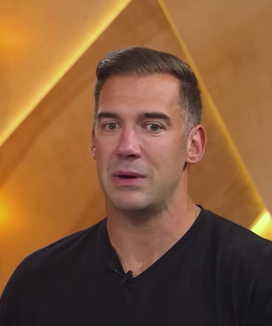 Me Over Us thumbnail