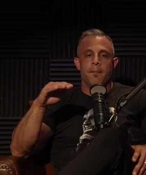 Creatine Benefits Unveiled thumbnail