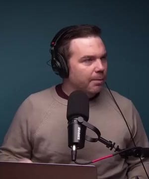 Humane AI Pin Unveiled thumbnail