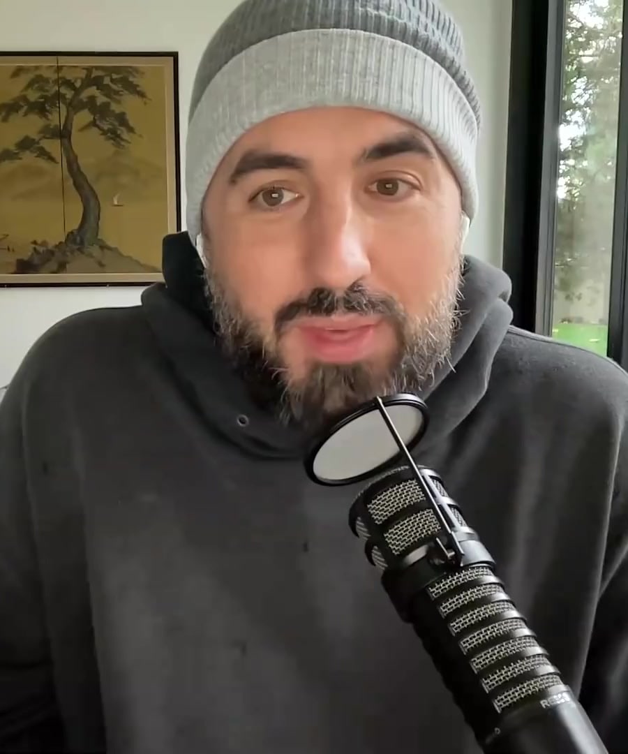 NFT Podcast Revolution thumbnail